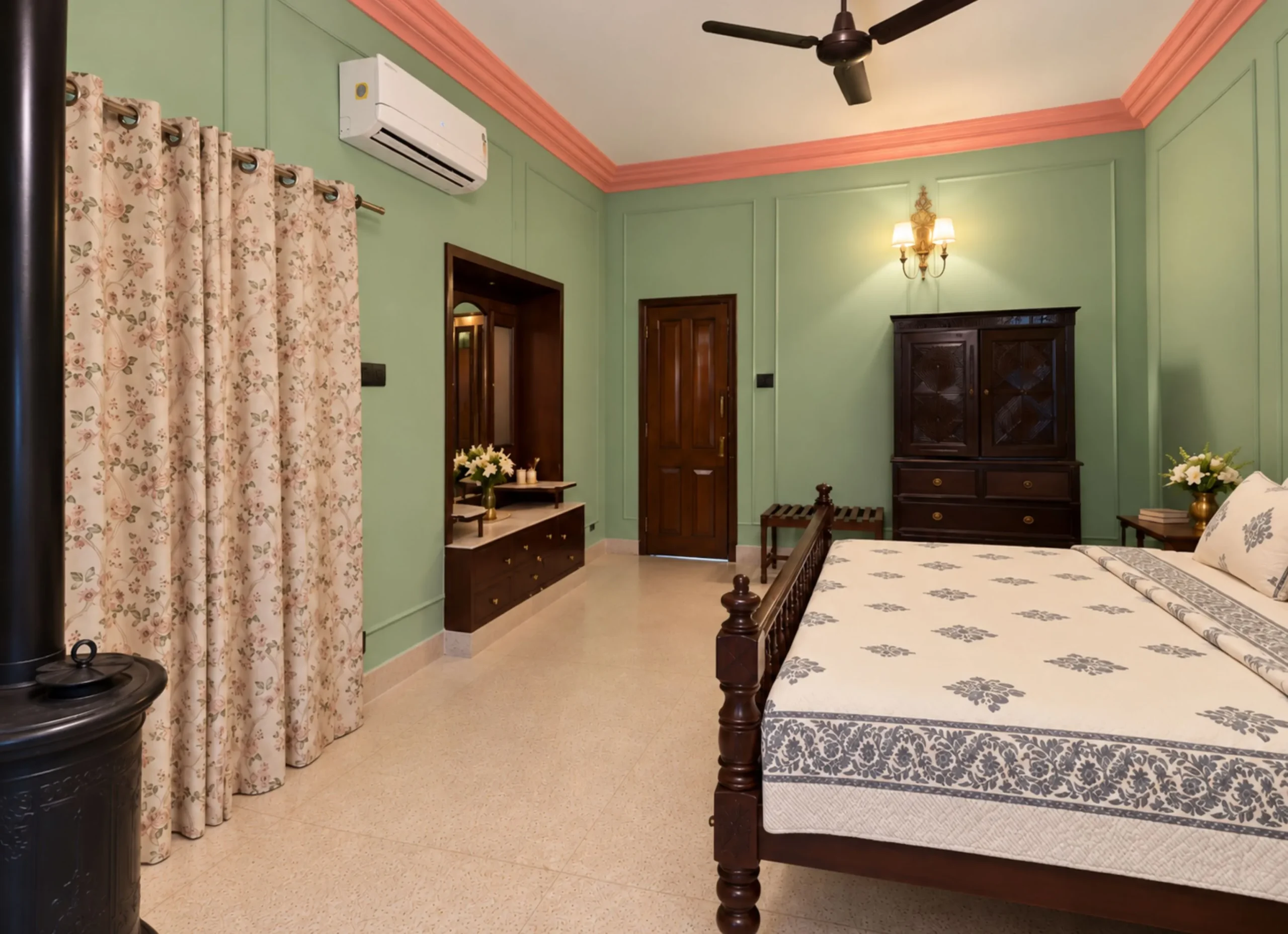 sheesh mahal